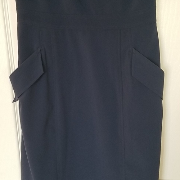 BCBG, Sleeveless dress - Picture 2 of 9